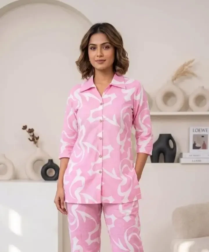 professional ladies garment manufacturing unit known for
